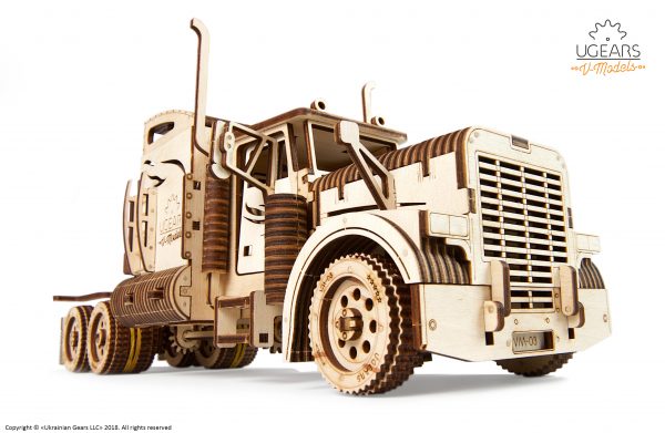 Ugears Heavy Boy Truck VM  DSC